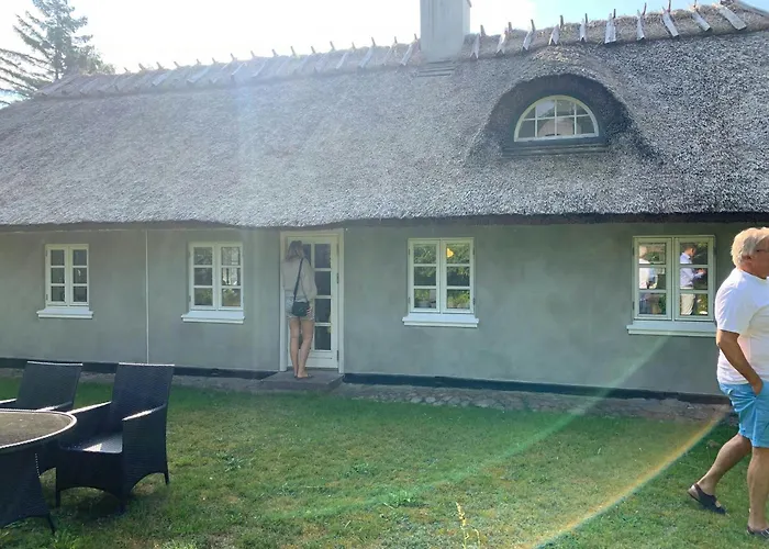 別荘 Cozy Thatched House At Hove *